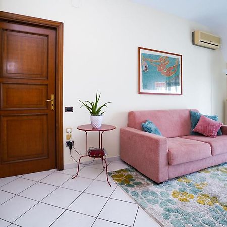 La Casa Di Azzurra Centro Citta Appartamento Fino A 4 Posti Letto E 2 Bagni フォッジア エクステリア 写真