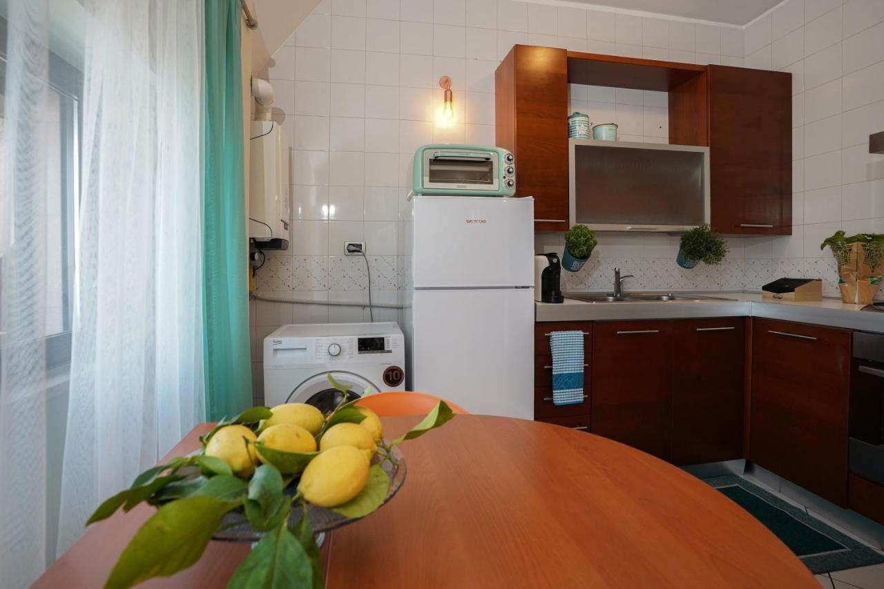 La Casa Di Azzurra Centro Citta Appartamento Fino A 4 Posti Letto E 2 Bagni フォッジア エクステリア 写真