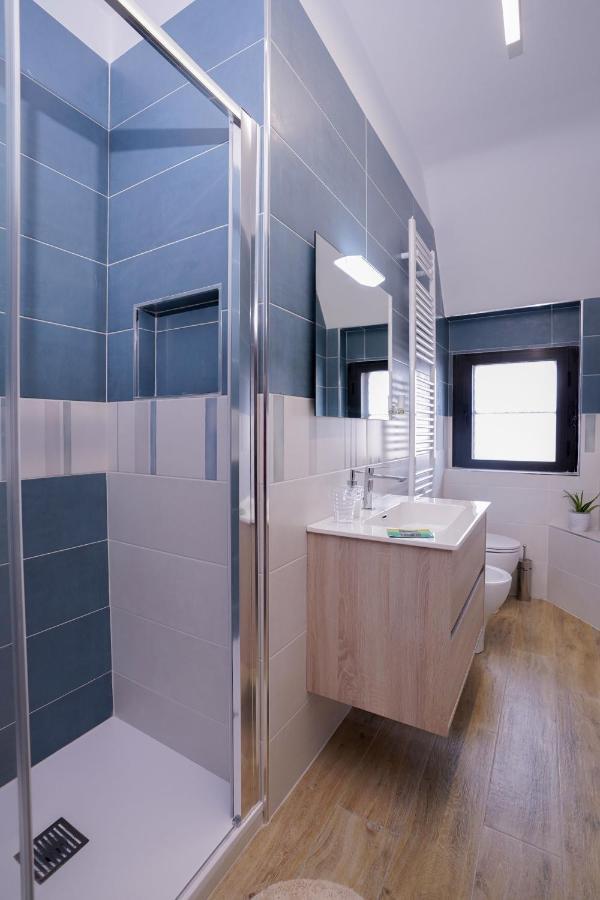 La Casa Di Azzurra Centro Citta Appartamento Fino A 4 Posti Letto E 2 Bagni フォッジア エクステリア 写真