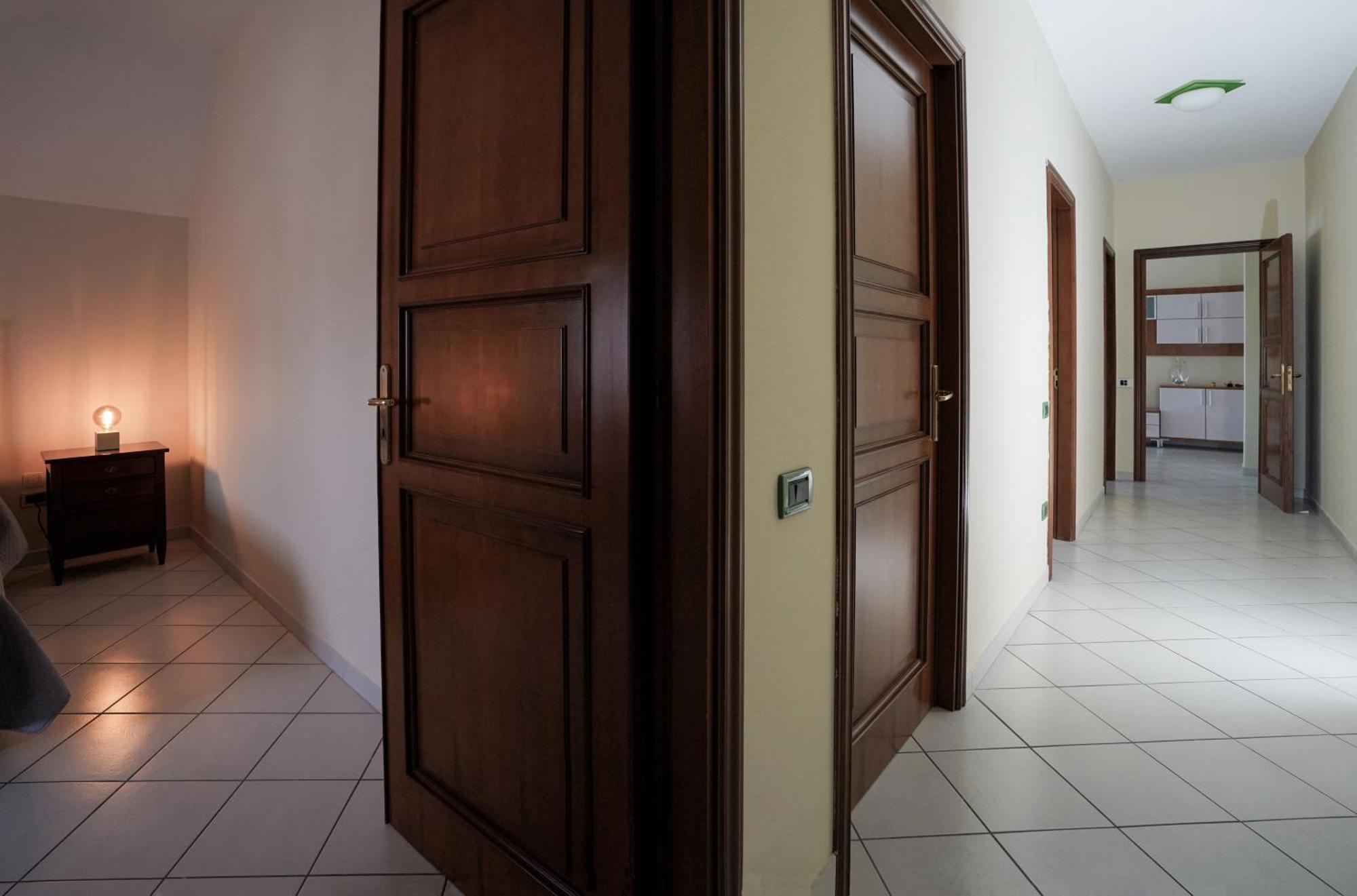 La Casa Di Azzurra Centro Citta Appartamento Fino A 4 Posti Letto E 2 Bagni フォッジア エクステリア 写真